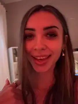 Tiny-Mimi Pertunjukan Webcam