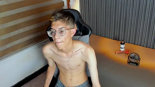 Chat XXX en directo de LianFerrer1