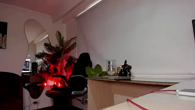Meghan320 – Naživo XXX chat