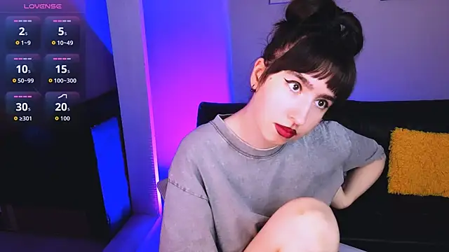Lily_xBabe élő XXX-chatje