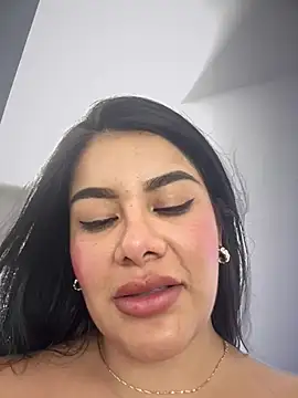 دردشة Issane_Peru الجنسية المباشرة