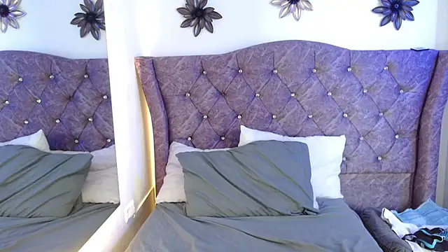 KittyNova-'s Live XXX Chat