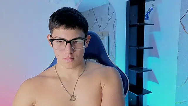 Živý XXX chat JamesCr_