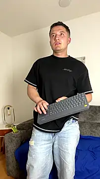 Alexander_Connor 现场XXX聊天