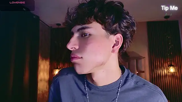 Živý XXX chat Michaell_Peters