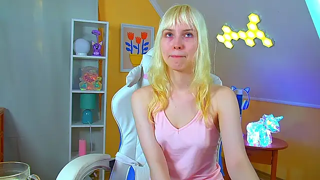 HannahHollis' Live XXX Chat