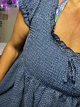 Chat XXX ao vivo de TrenaAnne
