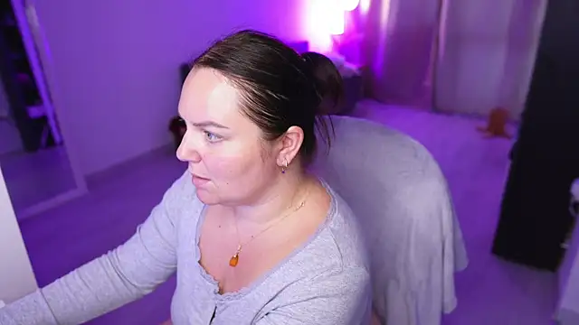 Chat +18 de ameliaminkx ao vivo