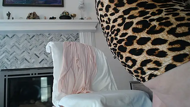 AuroraWillows – Live XXX-chat