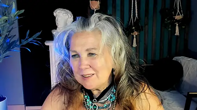 Chat +18 de LilaMaharani ao vivo