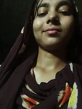 Simran_143 现场XXX聊天