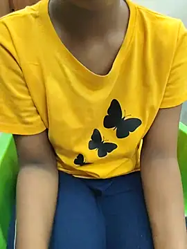 SANJNA_3 Live XXX-chat