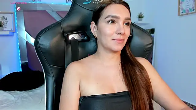Chat +18 de miataylorr1 ao vivo