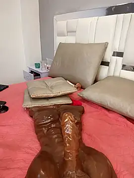 Eva_Johnss Adlı Modelin Canlı XXX Sohbeti