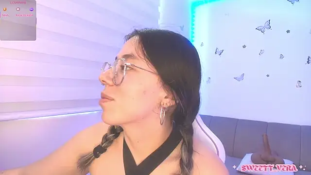 دردشة sweettvera الجنسية المباشرة