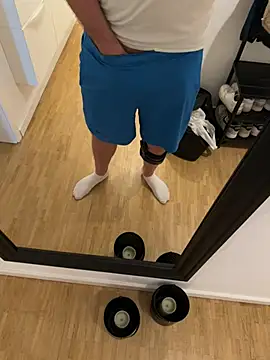 JJloolf – Naživo XXX chat