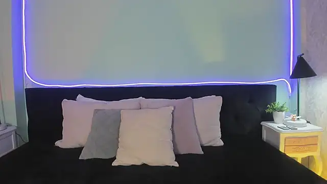 Freyaa_stone_ élő XXX-chatje