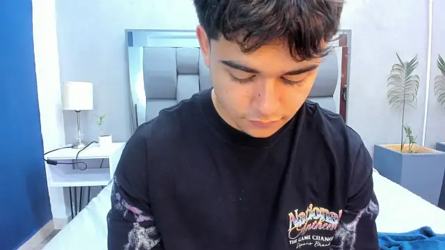 Živý XXX chat Charlie___Musk