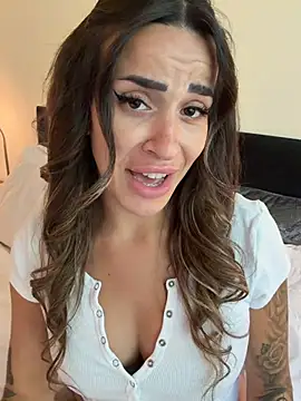 Chat XXX en directo de -Alisa
