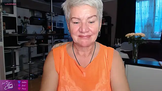 Chat +18 de roxana_brooks ao vivo
