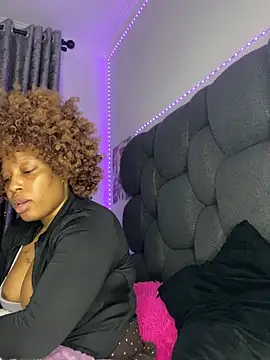 RainBougie – Live XXX-chat