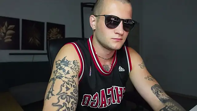 Igor_Wilde Chat XXX live