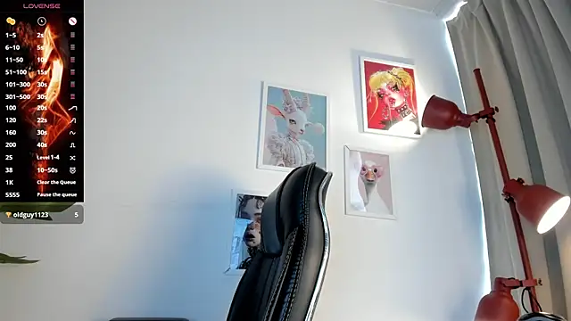 Gia_Demie live XXX chat