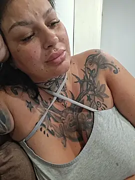 Chat +18 de _VelvetAura_ ao vivo