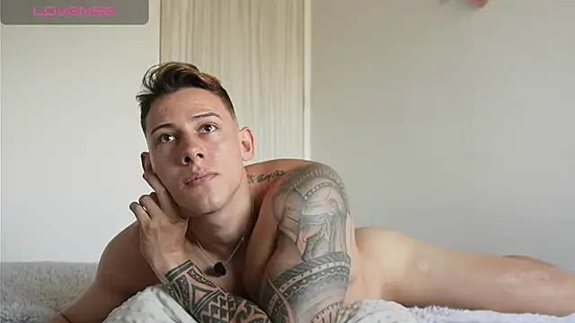 Muscle_King_Cum 现场XXX聊天
