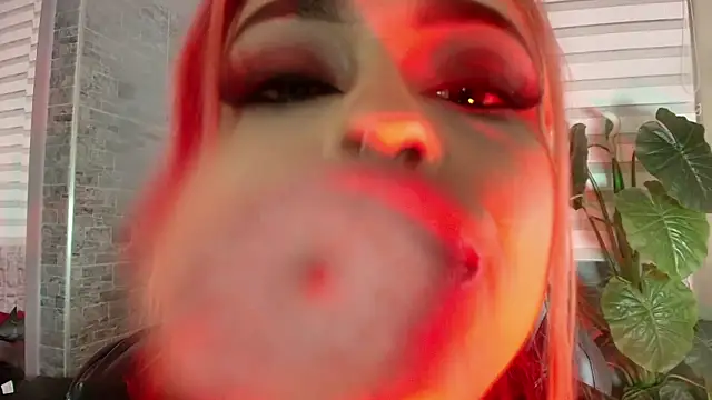 EvaaFoxxy1's Live XXX Chat