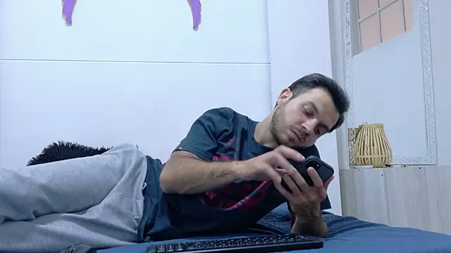 Živý XXX chat Santhiago_Jonnes
