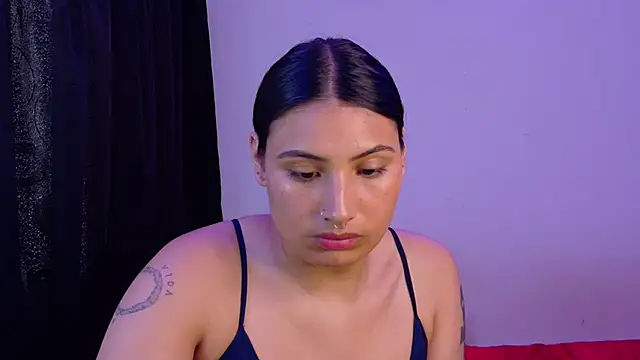 XXX chat uživo modela Linda_andrew