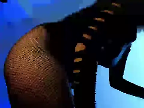 XXX chat uživo modela Ey_Im_simone_
