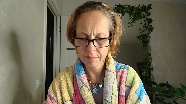LioraWeiss Chat XXX in diretta