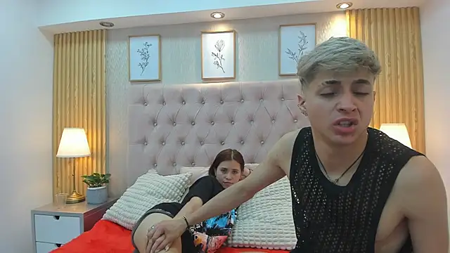Ari_Stonnen Live XXX chat