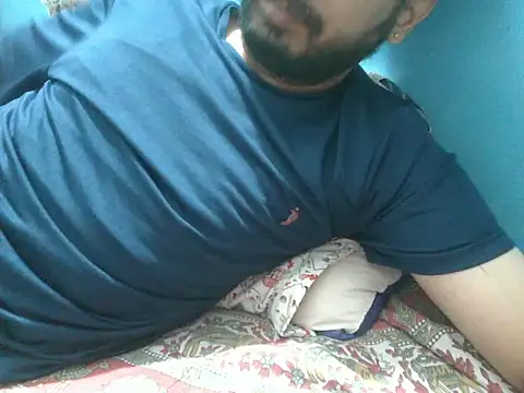 Precumboner Live XXX Chat