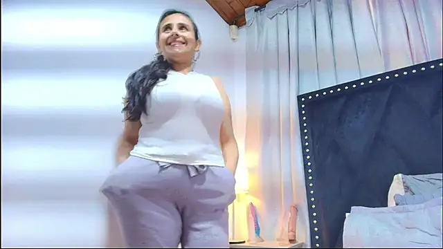 Онлайн чат XXX _Marcela__