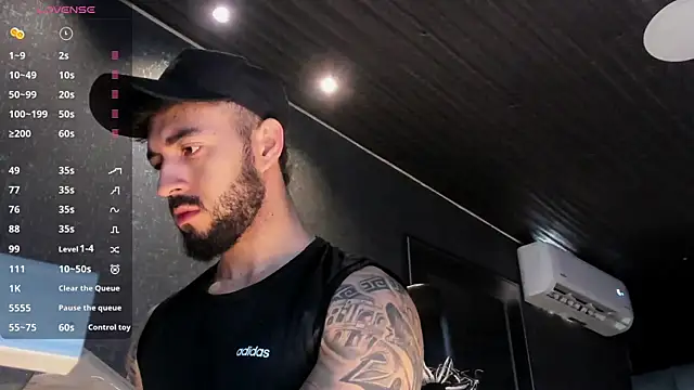Czat XXX na żywo – MarkWalker__