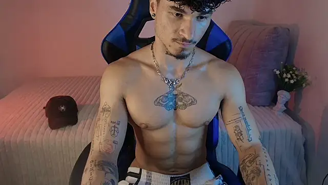 Živý XXX chat Thomas_Fit1