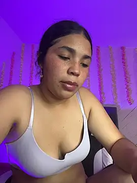 Nanis_ec Chat XXX live