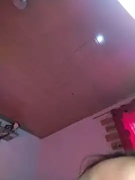 XXX chat uživo modela DayaSkye