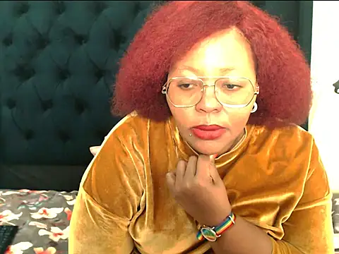 EbonySkyeXX's Live XXX Chat