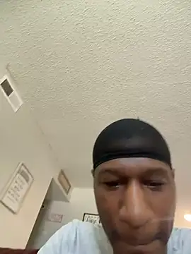 Bbybludiamond7793 Show in webcam