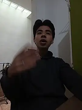 Nicolas_moon webcam show