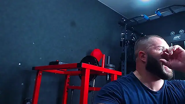 Chat XXX ao vivo de muscularjohnforuX