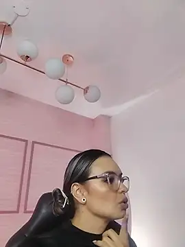 zarcasutra_t's Live XXX Chat