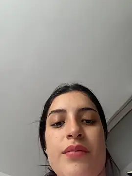 Chat +18 de dakota_le ao vivo