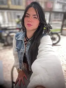 Chat +18 de PamelaJonsom_ ao vivo