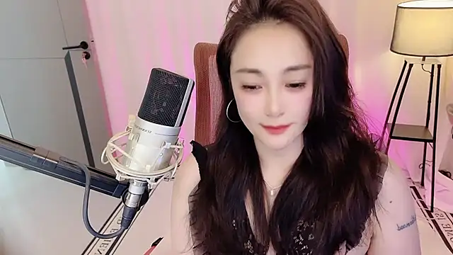 Daisy-77 লাইভ XXX চ্যাট