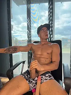 willclayy 即時 XXX 聊天
